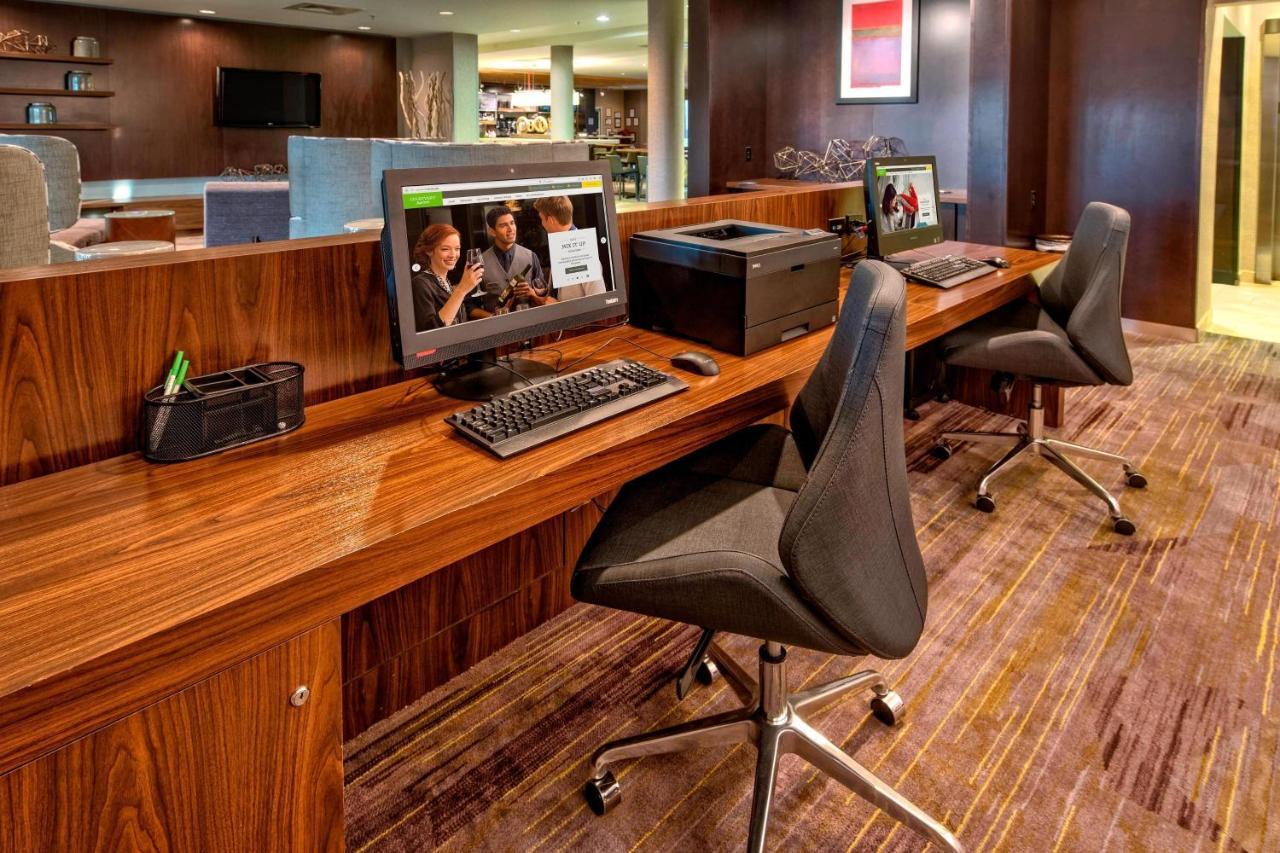 Courtyard By Marriott Alexandria Hotel Ngoại thất bức ảnh