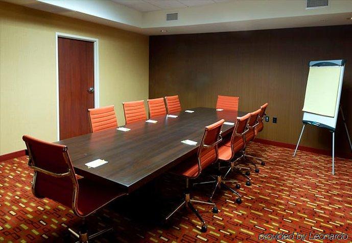Courtyard By Marriott Alexandria Hotel Tiện nghi bức ảnh