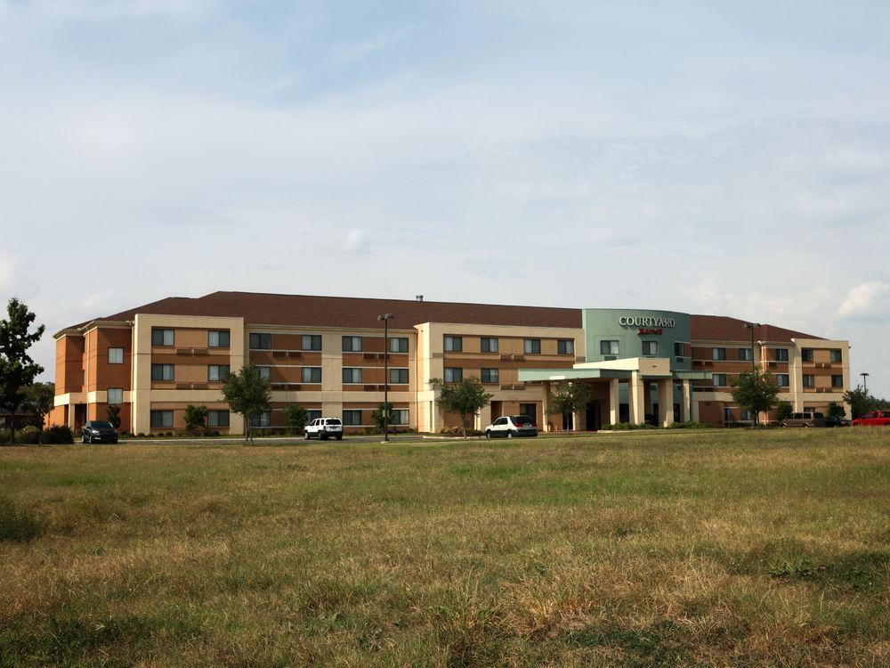 Courtyard By Marriott Alexandria Hotel Ngoại thất bức ảnh